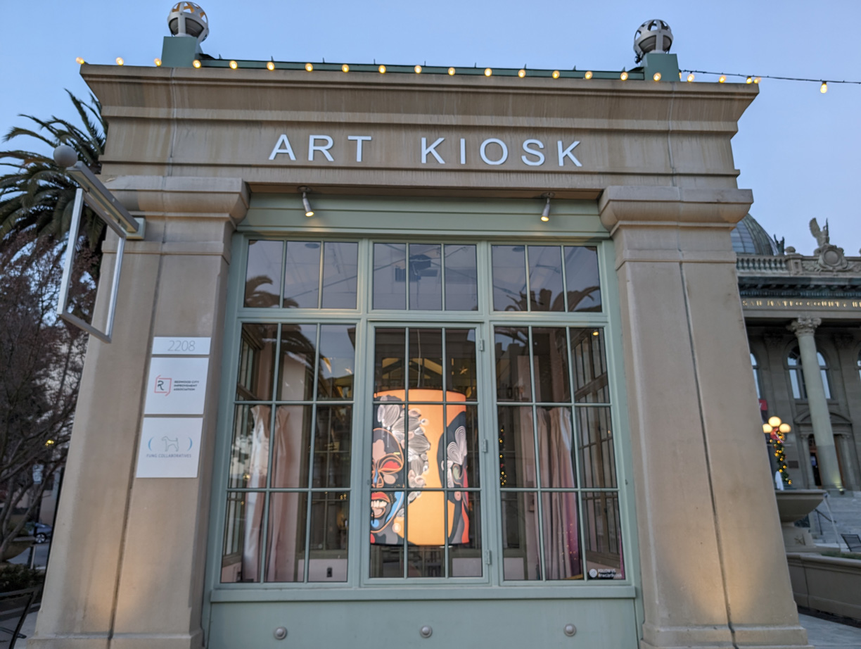 ‘The Falling Crown’ Art Installation Opens at Courthouse Square Art Kiosk